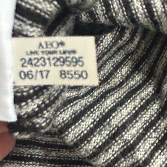 American Eagle Soft & Sexy Striped Lace-Up Lightweight Hoodie Tee Size Small - Picture 11 of 13